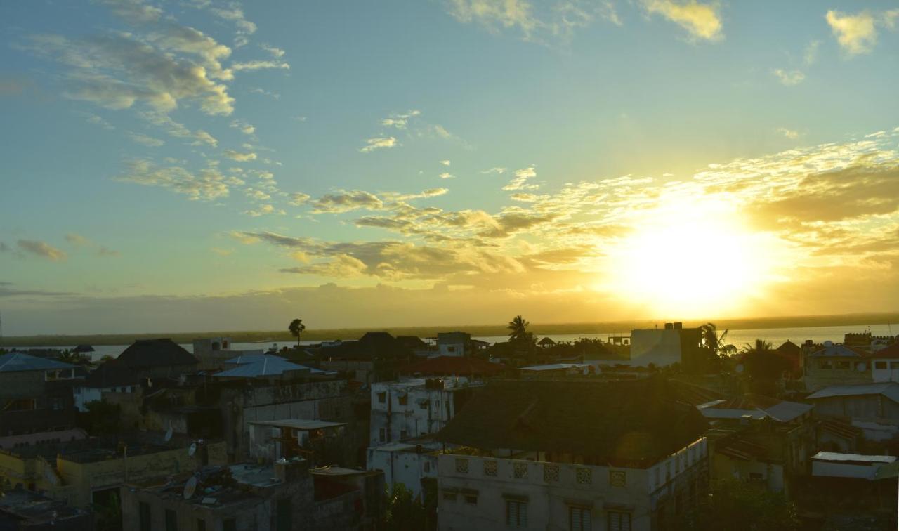 Jambohouse Lamu Bed & Breakfast Екстериор снимка