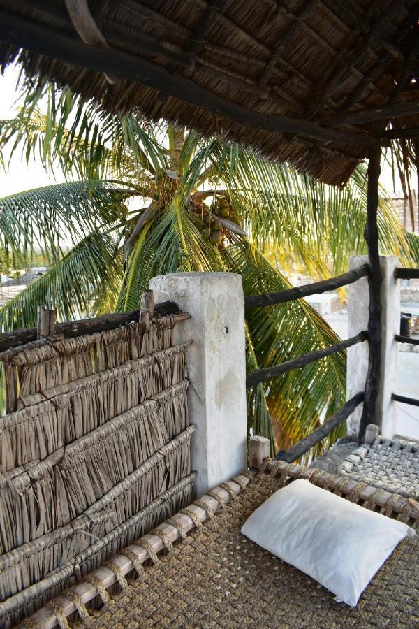 Jambohouse Lamu Bed & Breakfast Екстериор снимка