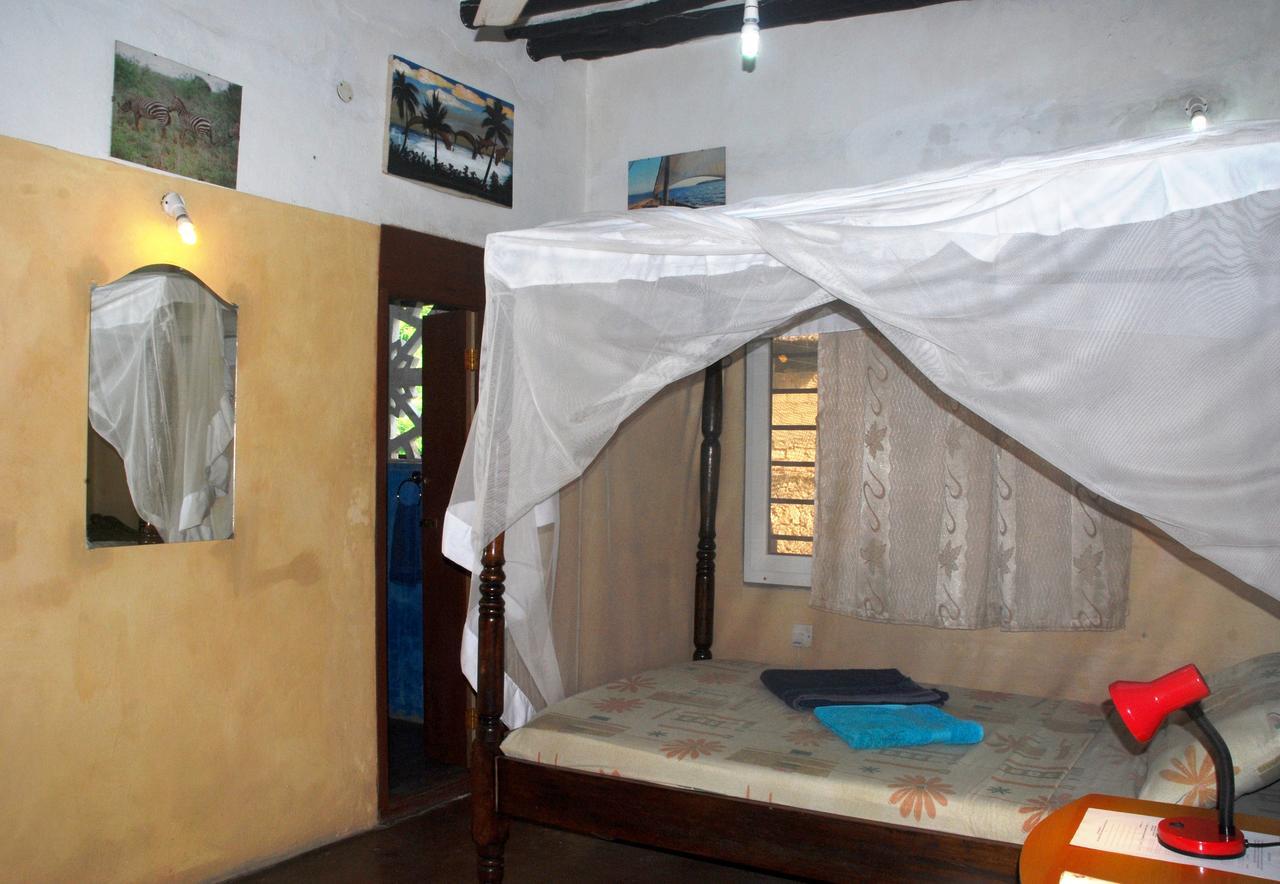 Jambohouse Lamu Bed & Breakfast Екстериор снимка
