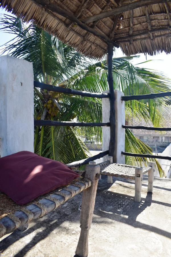 Jambohouse Lamu Bed & Breakfast Екстериор снимка